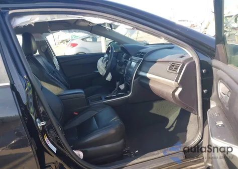 2017 Toyota Camry Se z USA, uszkodzony, nr VIN 4T1BF1FK0HU445036